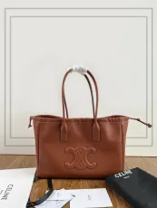 セリーヌバッグCELINE 2023年新作 上質なスムースレザーの巾着バッグ