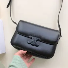 セリーヌバッグCELINE 2023 新品 高品質 ハードウェア ブラック メタル バックル カーフスキン ハンドバッグ