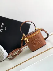 セリーヌバッグCELINE 2023年新作 高品質 10J763 ミニ スムース カウレザー 化粧ケース