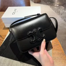 セリーヌバッグCELINE 2023年新作 高品質エンボス凱旋門柄パッケージ