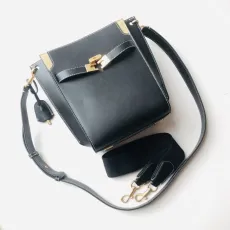 トリーバーチバッグTORY BURCH 2023年新作高級バケットバッグ