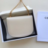 セリーヌバッグCELINE 2023年新作 上質なアイボリー ホワイト チェーン シャイニー カウハイド バッグ