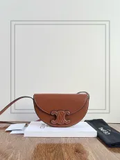 セリーヌバッグCELINE 2023年新作 高品質 ハーフラウンド サドルバッグ