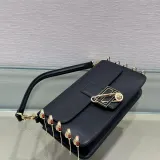 フェンディバッグFENDI 2023新作高品質ミディアムバゲットハンドバッグ