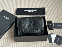 サンローランバッグYves Saint Laurent 2023年新作 高品質 498892 ブラックゴールド チェーンバッグ