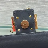フェンディバッグFENDI 2023新作高品質ミディアムバゲットハンドバッグ