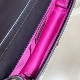 フェンディバッグFENDI 2023新作高品質ミディアムバゲットハンドバッグ