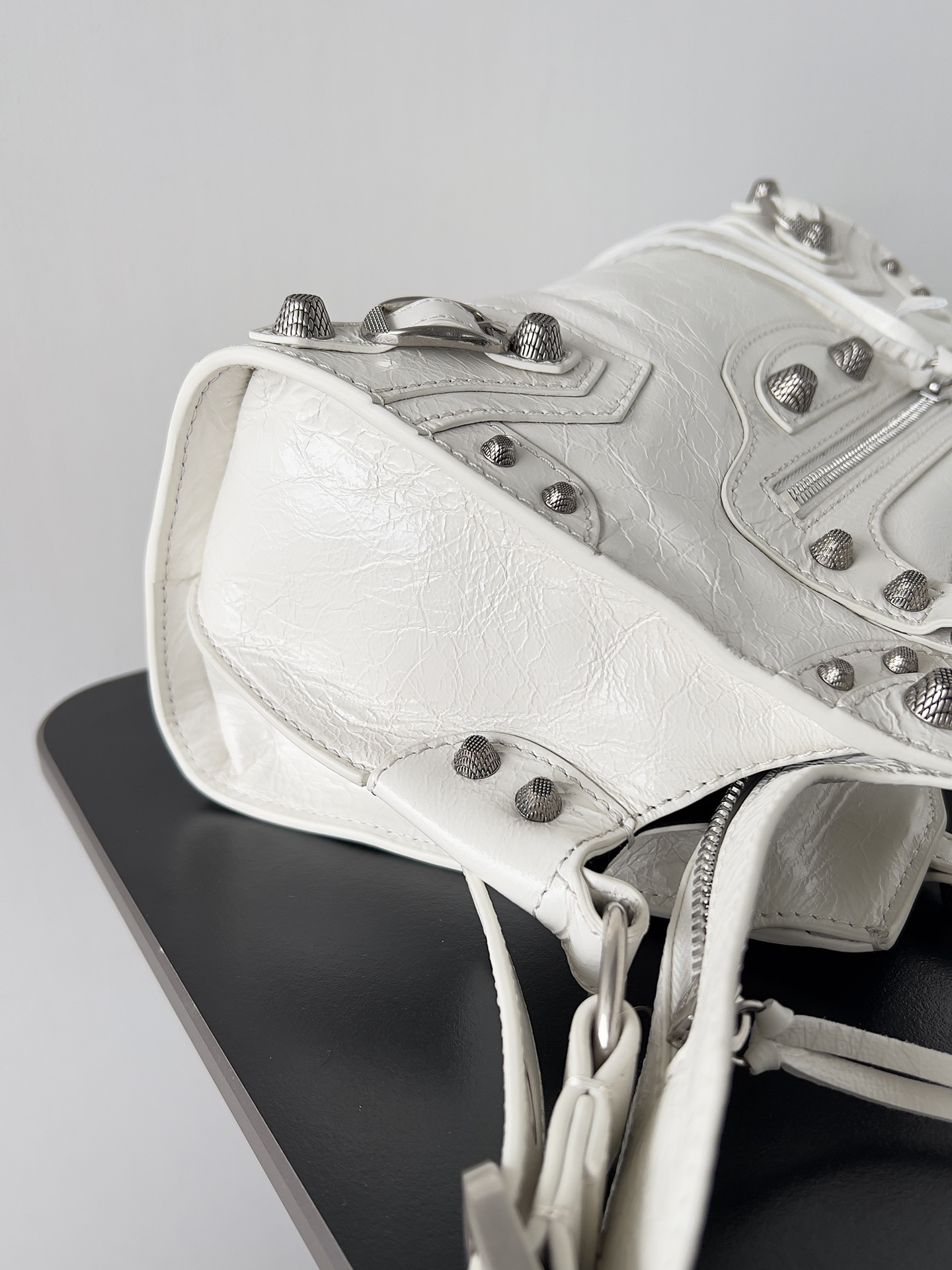 バレンシアガバッグBALENCIAGA 2023新作 高級台形トランペット