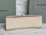バレンシアガバッグBALENCIAGA 2023新作高品質152ミディアムミルクティー配色刺繍シルバーバックルリークチェーンバッグ