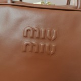 ミュウミュウバッグMiu Miu 2023 新しい高品質 5BB117 茶色のボウリング バッグ