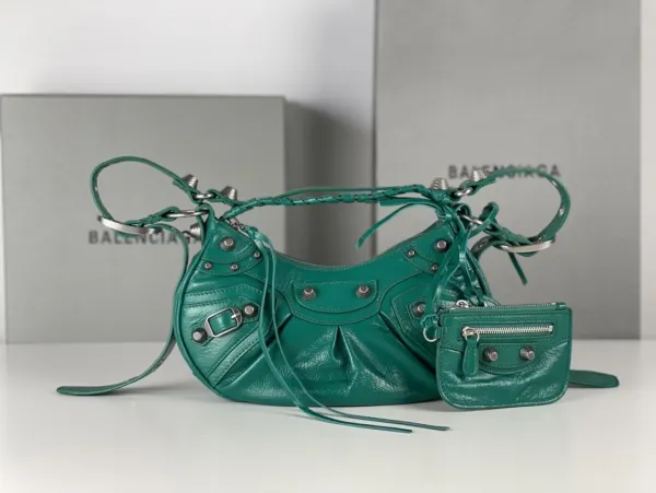 バレンシアガバッグBALENCIAGA 2023新作 高品質 701 バースト エメラルド ハーフクレセント 脇餃子