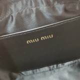 ミュウミュウバッグMiu Miu 2023 新しい高品質 5BP077 黒ボウリング バッグ