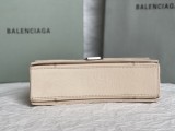 バレンシアガバッグBALENCIAGA 2023年新作高品質152スモールミルクティーカラー刺繍糸シルバーバックル砂時計チェーンバッグ