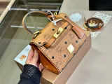 エムシーエムバッグMCM 2023新作 ケリーバッグ