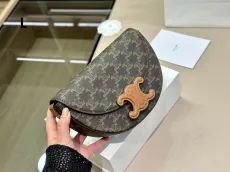 セリーヌバッグCELINE 2023年新作 ハーフラウンドバッグ