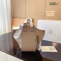 ロエベバッグLOEWE 2023新作 ハンモックバッグ