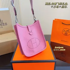 エルメスバッグHERMES 2023新作 エヴリンシリーズ スモール メッセンジャーバッグ