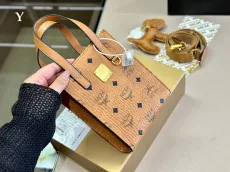 エムシーエムバッグMCM 2023 新作楽譜パッケージ