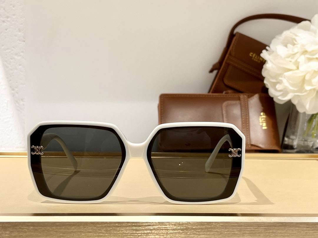 セリーヌサングラスCELINE 2023新作 ミルキーホワイト メガネ