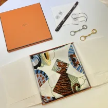 エルメスマフラーHERMES 2023新作 スクエアマフラー