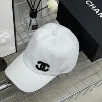 シャネル帽子CHANEL 2023 新作 パール ダブル C ベースボール キャップ