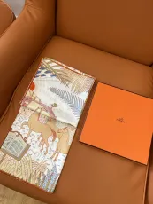 エルメスマフラーHERMES 2023新作 アニマルカーニバル スカーフ