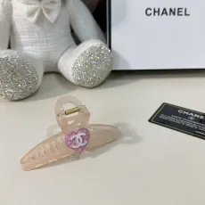 シャネルカチューシャCHANEL 2023年新作 ミドルエイジ レトロ金具 クランプ
