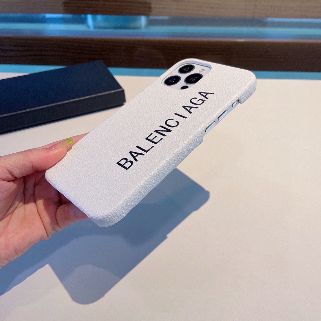 バレンシアガiPhoneケースBALENCIAGA 2023新作 レザー テクスチャー ハーフパック オイルエッジ 携帯ケース