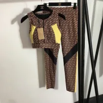 バーバリーヨガウェアBURBERRY 2023新作 ヨガウェア スポーツスーツ