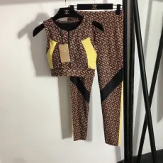 バーバリーヨガウェアBURBERRY 2023新作 ヨガウェア スポーツスーツ