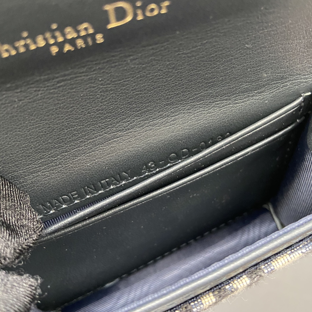 ディオール財布DIOR 2023新作 高品質 S5611CTZQ_M928 _TU2044 サドルフリップカードホルダー