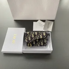 ディオール財布DIOR 2023新作 高品質 S5611CTZQ_M928 _TU2044 サドルフリップカードホルダー