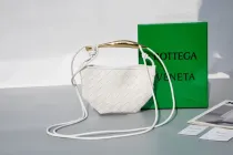 ボッテガヴェネタバッグBOTTEGA VENETA 2023 新作 高品質 744267 シープスキン ウーブンバッグ