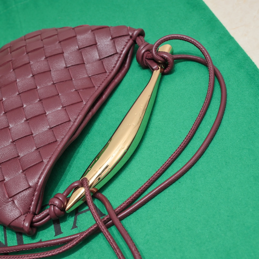 ボッテガヴェネタバッグBOTTEGA VENETA 2023年新作 高級 6680 イワシ バッグ