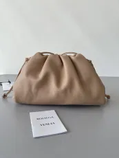ボッテガヴェネタバッグBOTTEGA VENETA 2023新作 高品質 スモール クラウド バッグ