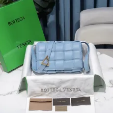ボッテガヴェネタバッグBOTTEGA VENETA 2023新作 高品質 6688 ピローバッグ