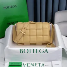 ボッテガヴェネタバッグBOTTEGA VENETA 2023新作 高品質 6688 ピローバッグ