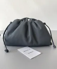ボッテガヴェネタバッグBOTTEGA VENETA 2023新作 高品質 スモール クラウド バッグ