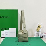 ボッテガヴェネタバッグBOTTEGA VENETA 2023 新品 高品質 9305 スモール ショルダーバッグ