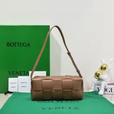 ボッテガヴェネタバッグBOTTEGA VENETA 2023 新品 高品質 9305 スモール ショルダーバッグ
