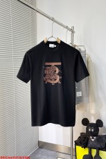バーバリー服BURBERRY 2023新作 立体オフセットプリントホース半袖Tシャツ
