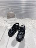 ミュウミュウ靴Miu Miu 2023新作 ナッパプラットフォームサンダル