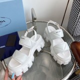 プラダ靴PRADA 2023 新作 タイヤ ノコギリ マフィン プラットフォーム サンダル