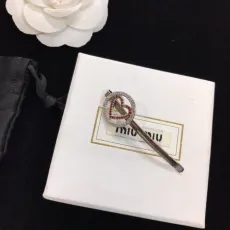 ミュウミュウカチューシャMiu Miu 2023新作 ラブヘアピン