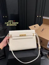 サンローランバッグYves Saint Laurent 2023年新作 マンハッタンバッグ