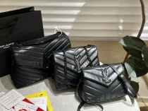 サンローランバッグYves Saint Laurent 2023新作 クラウドバッグ