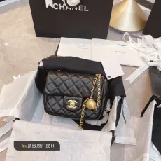シャネルバッグCHANEL 2023年新作 ラムスキン ゴールデンボール スクエア ファットマン