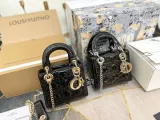 ディオールバッグDIOR 2023新作 パテントレザー ダイアナバッグ