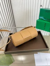 ボッテガヴェネタバッグBOTTEGA VENETA 2023新作 ウーブンバッグ