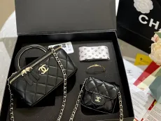 シャネルバッグCHANEL 2023年新作 フォーインワン ギフトボックス